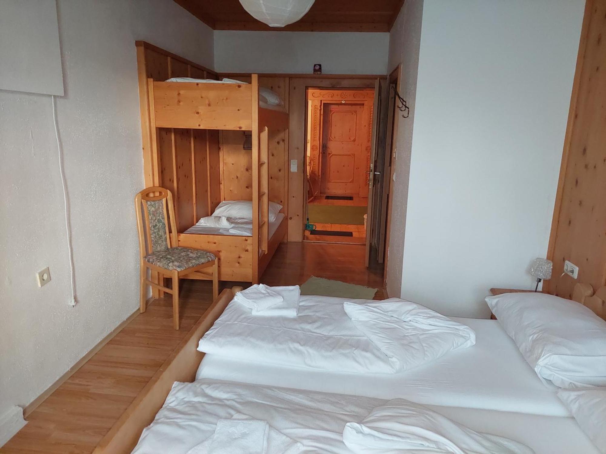Gasthof Zur Post Taxenbach Oda fotoğraf
